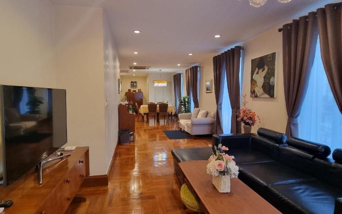 Chez Moi Bangkok Sukhumvit 26  Executive Residence