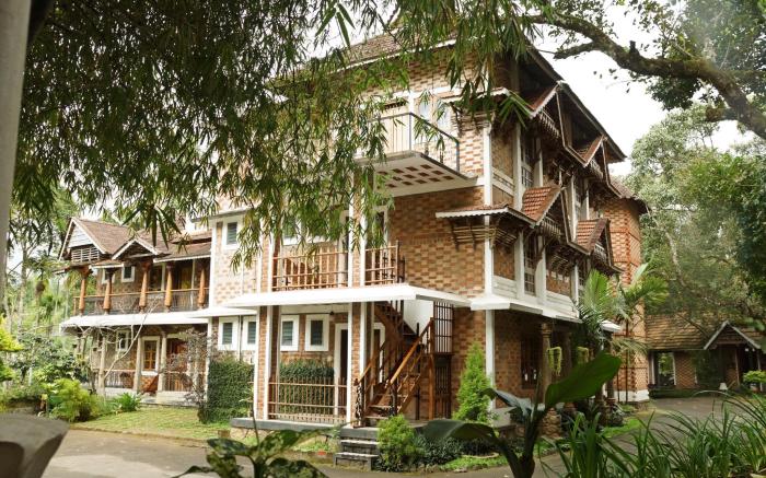 Hotel Ambadi