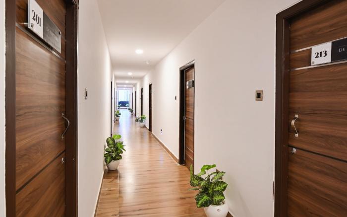 Super Townhouse De Alphabet Karmanghat