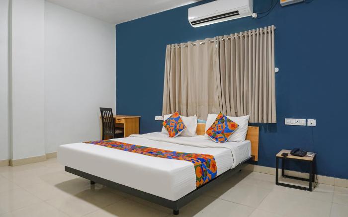 FabHotel Silver Oak - Nr. Pune International Airport