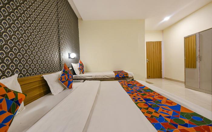 FabHotel Sizzling Resort & Adventure - Nr. Main market