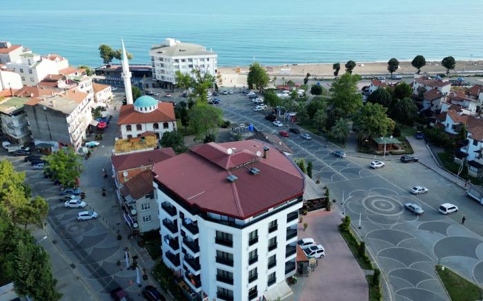 Ceneviz Suit Hotel