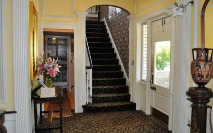 Cleftstone Inn