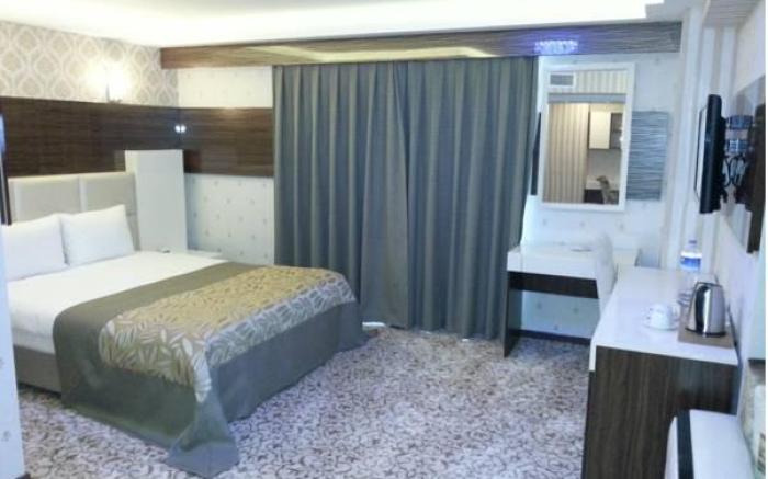 Green Prusa Hotel