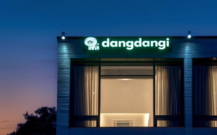 Gangneung Dangdangi Dog Pension Blue
