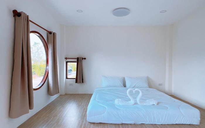 De Minimal Cafe & Resort