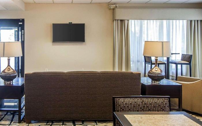 Clarion Inn Cleveland near University