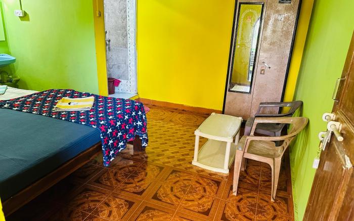 Savitri Guest House
