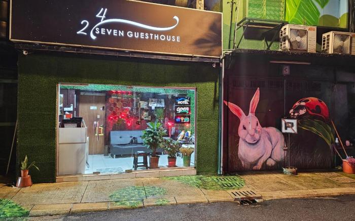24Seven Guesthouse 