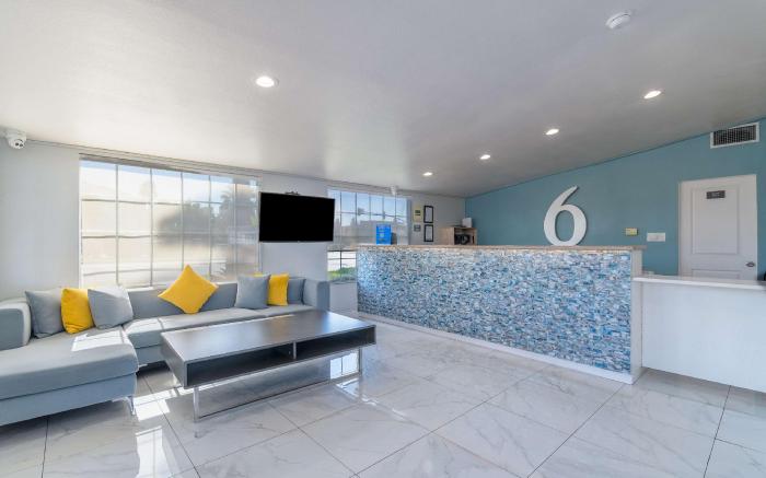 Studio 6  Suites Madera, CA - Yosemite