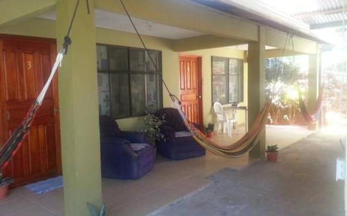 Cabinas Pura Vida B&B and Tour Operator