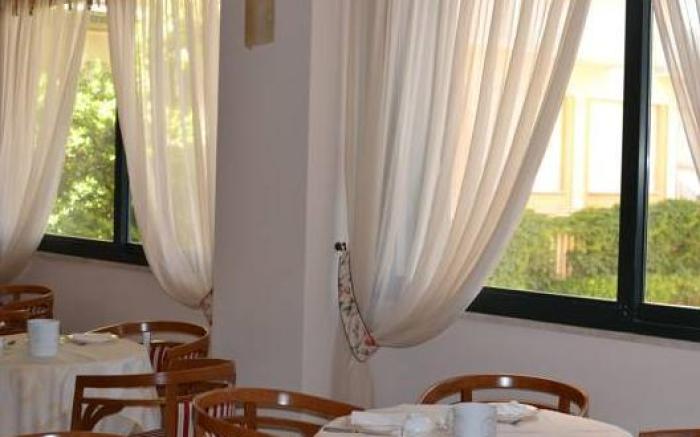 Hotel Sabra