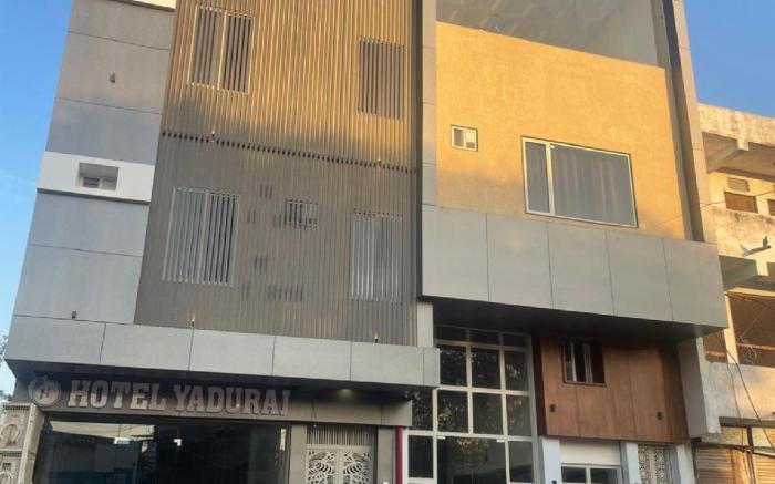 Hotel Yaduraj