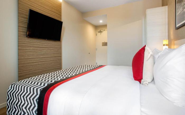 Insignia Hotel Brooklyn, Ascend Hotel Collection