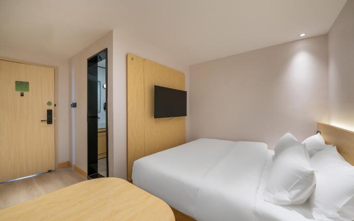 Hi Inn Shanghai Harbor Trade City Xinsiping Highway