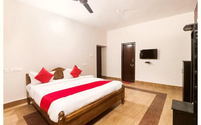 Goroomgo Purple Villa Bhubaneswar