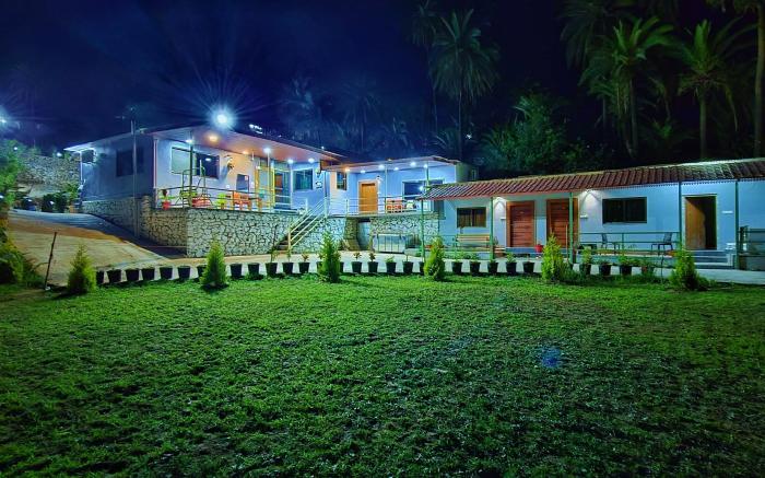Palm valley farmhouse 