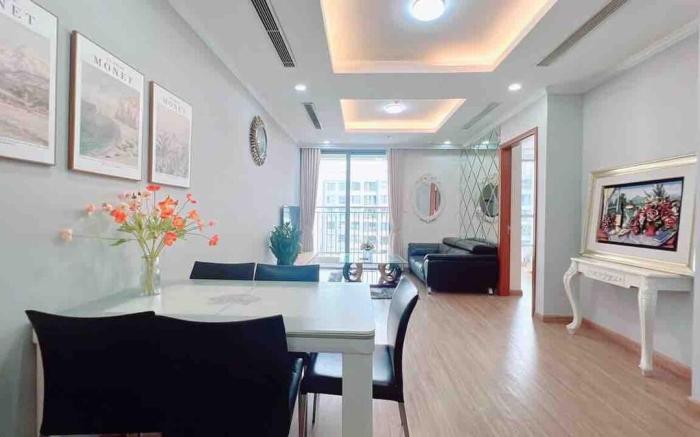 Căn hộ cao cấp 02 phòng ngủ Vinhomes Times City