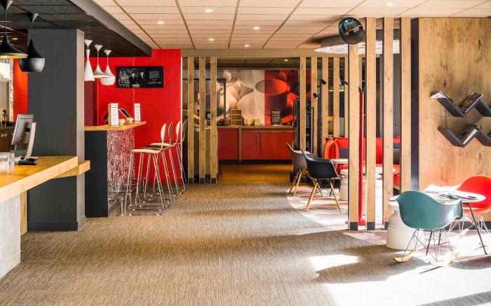 ibis Paris Pont de Suresnes