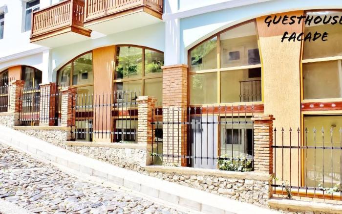 RedFox Guesthouse