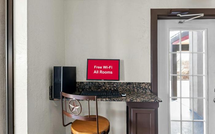 Red Roof Inn Ardmore