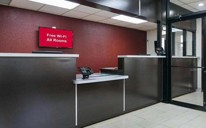 Red Roof Inn Forsyth