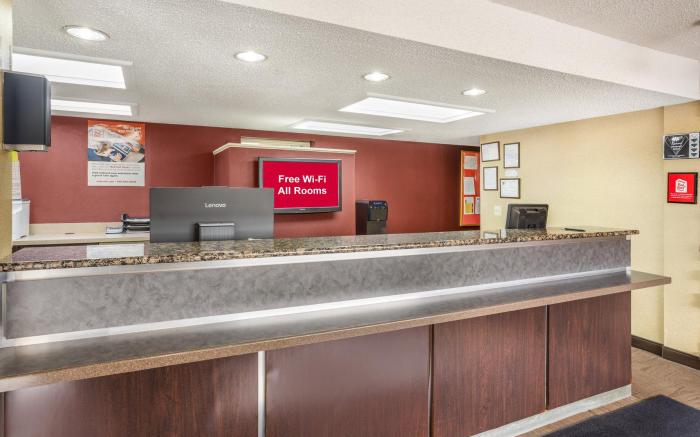 Red Roof Inn Tinton Falls - Jersey Shore