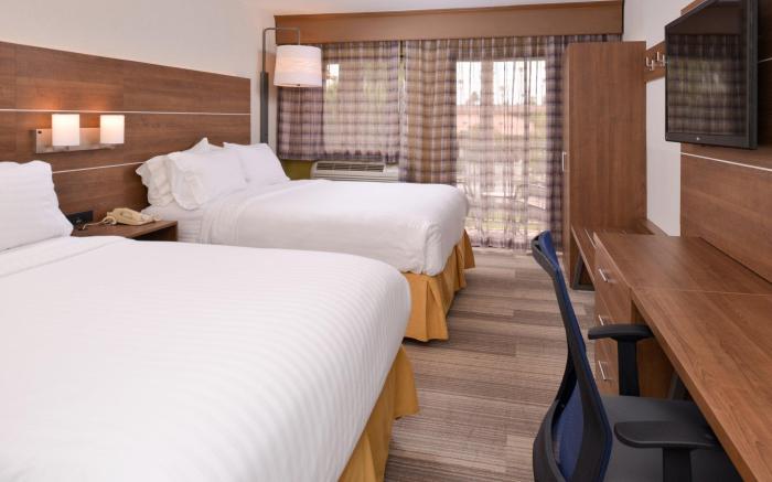 Holiday Inn Express Palm Desert By IHG