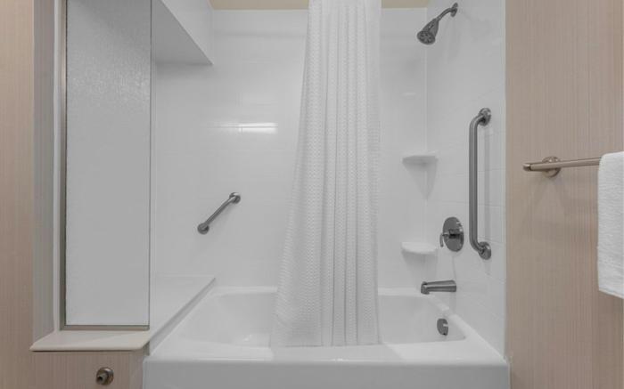 Courtyard by Marriott Asheville Airport