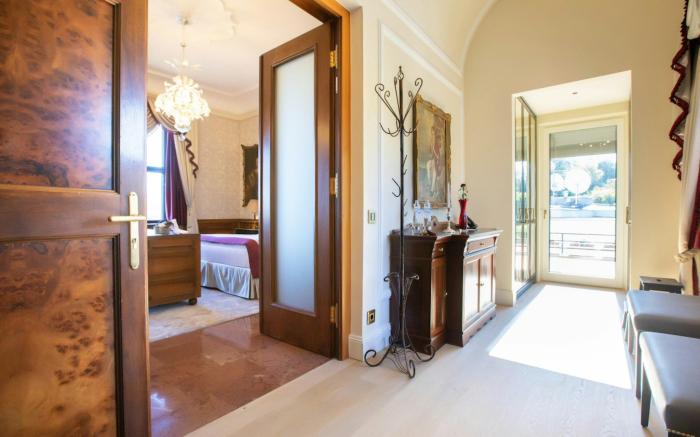 Hotel Schloss Monchstein