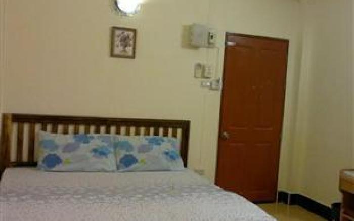 Porn 2 Hotel