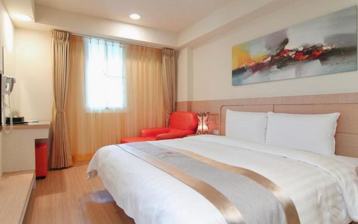 Clown Fish Resort