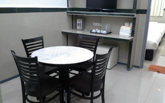 Burmahtel Hotel