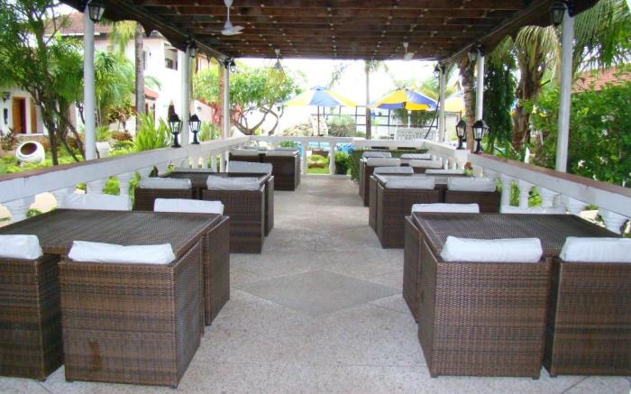 Best Western Jangwani Sea Breeze Hotel