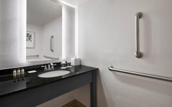 Delta Hotels Chesapeake Norfolk