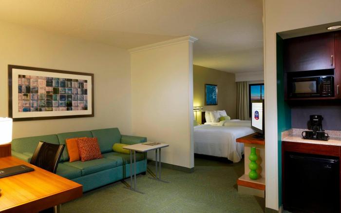 SpringHill Suites by Marriott Newark Liberty International Airport