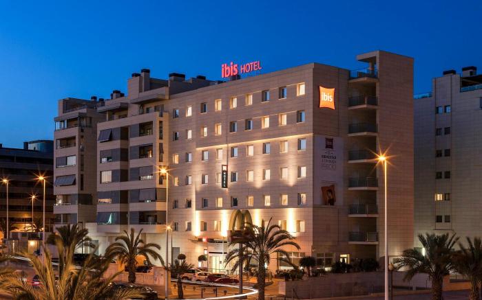 ibis Elche