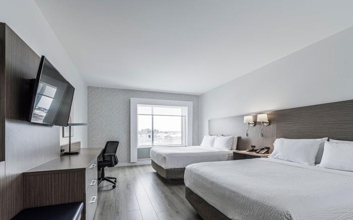 Holiday Inn Express Hotel & Suites Saint - Hyacinthe By IHG