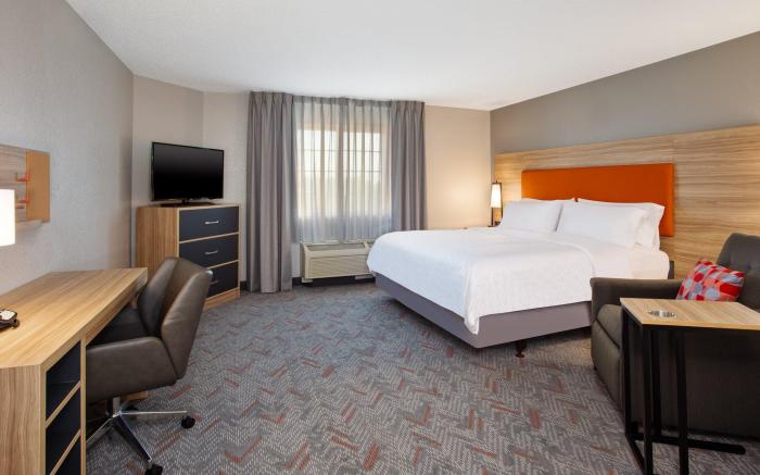 Candlewood Suites Kenosha – Pleasant Prairie by IHG