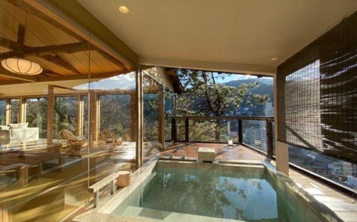 Yugawara Onsen Ashikari Ryokan