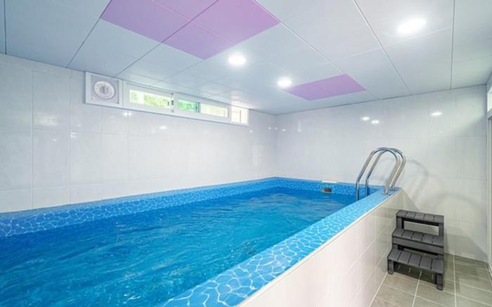 The Sangsang Pool Villa N Glamping