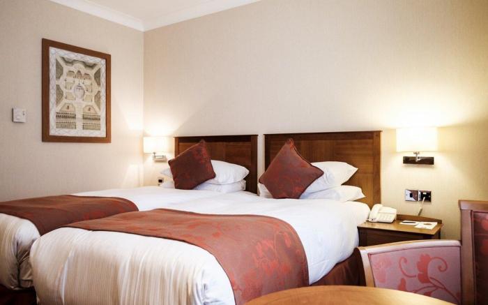 The Red Lion Hotel