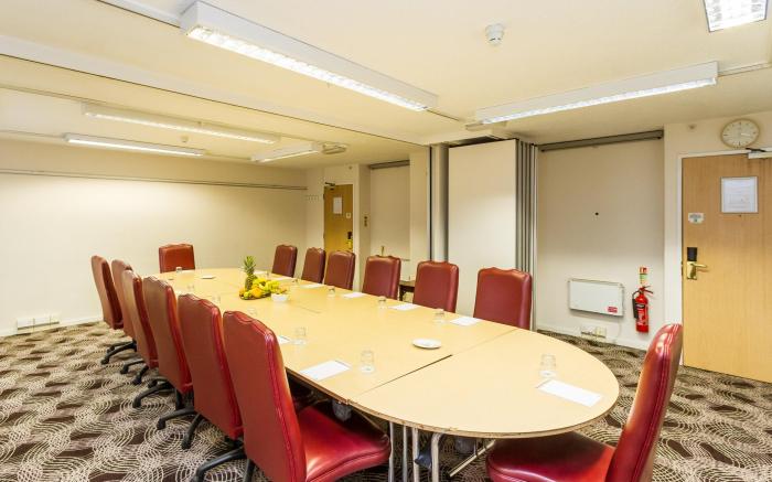 Holiday Inn Lincoln By IHG