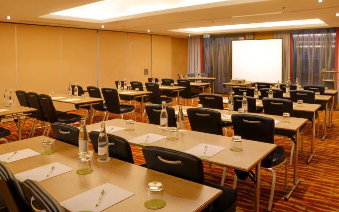 Courtyard by Marriott Paris Saint Denis