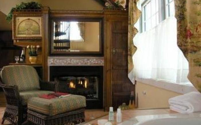 Chimney Hill Estate Inn