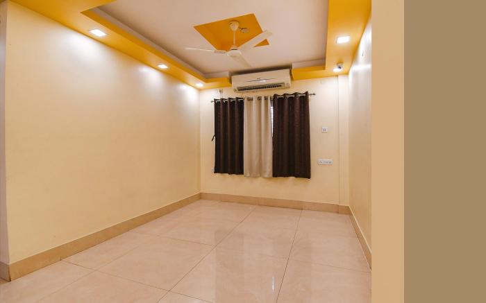 FabHotel New Annapurna Plaza - Nr. Axis Mall
