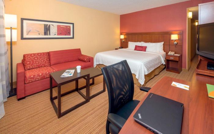 Courtyard by Marriott Winston-Salem Hanes Mall