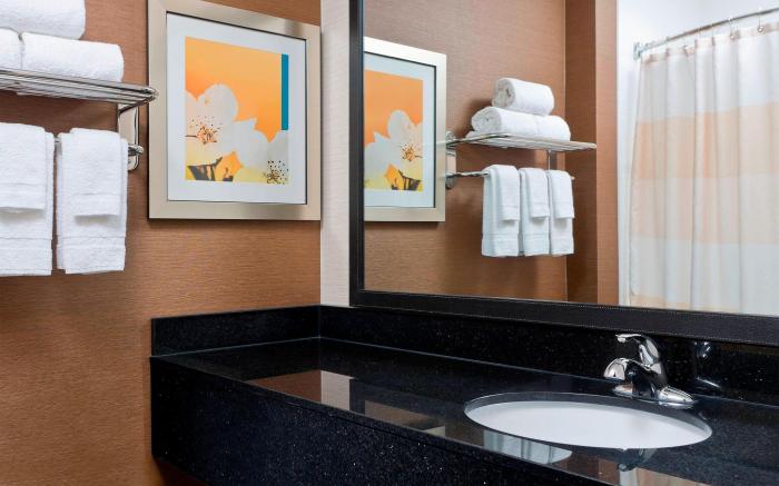 Fairfield Inn & Suites Lexington Keeneland Airport
