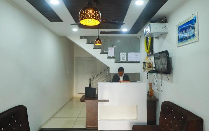 Stayzy C3 Regency