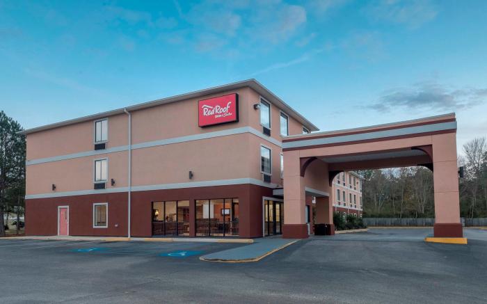 Red Roof Inn & Suites Biloxi - Ocean Springs